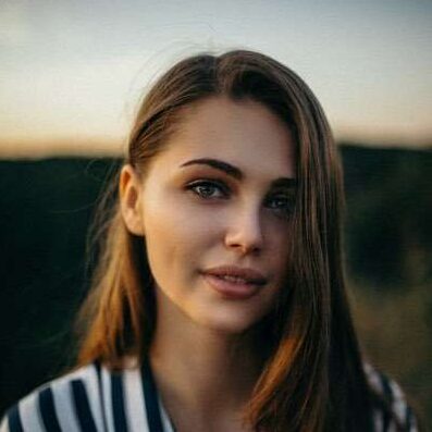 stefan-stefancik-QXevDflbl8A-unsplash Lola Mento